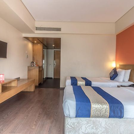 Oyo Flagship 584 Santacruz East 호텔 Malad 외부 사진